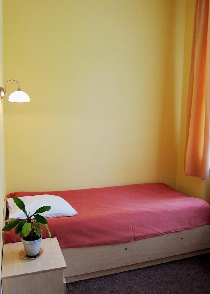 Hotel Vilmaja Рига Екстер'єр фото