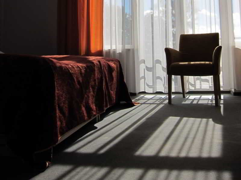 Hotel Vilmaja Рига Екстер'єр фото